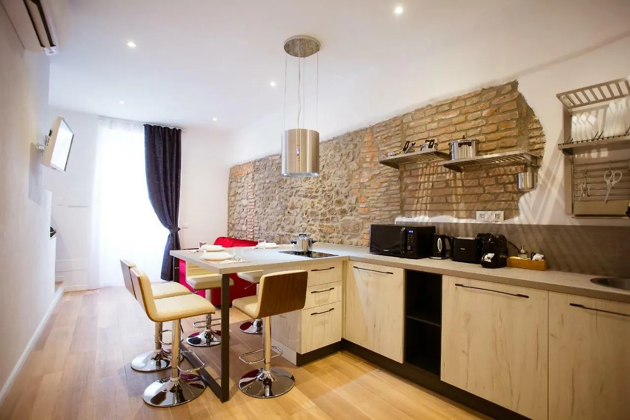 Elegant Apartments 5 Terre La Spezia Italy
